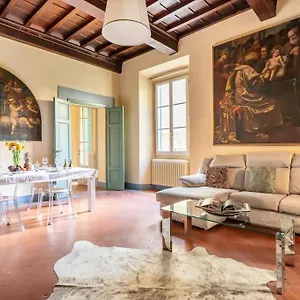 Apartment Ginny's House- Borgo La Croce Luxury, Florence